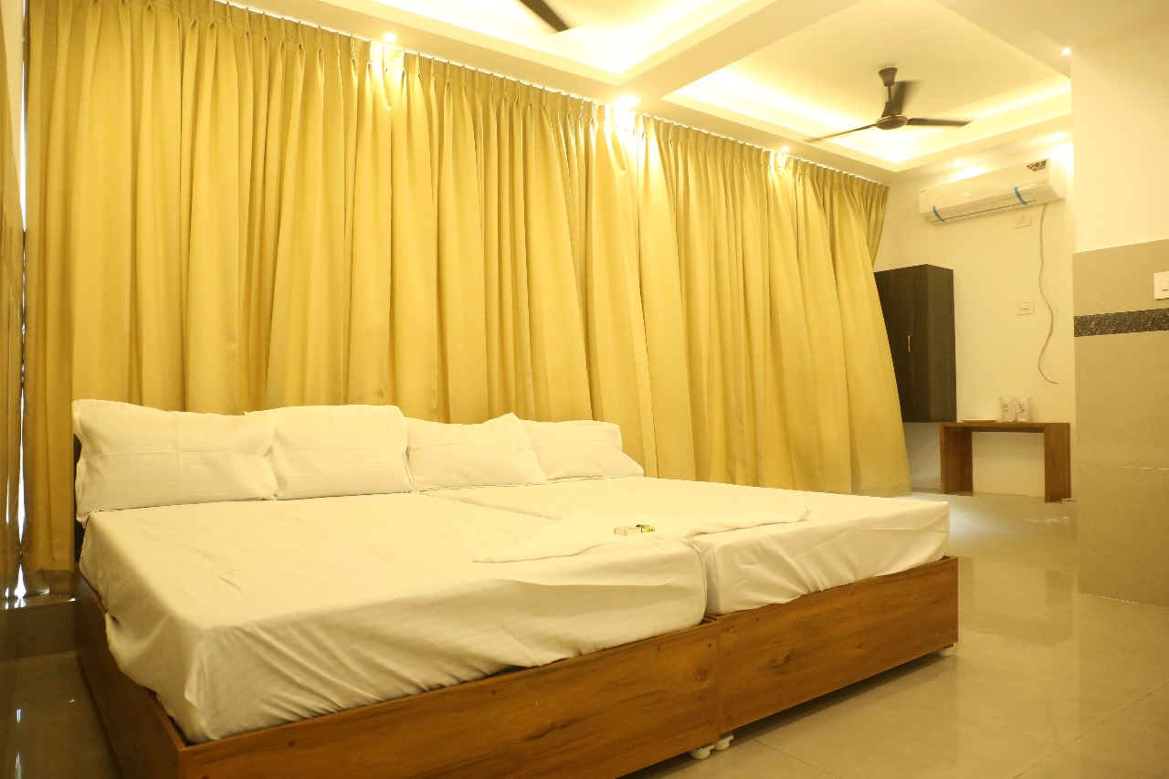 nearest rooms in thrissur